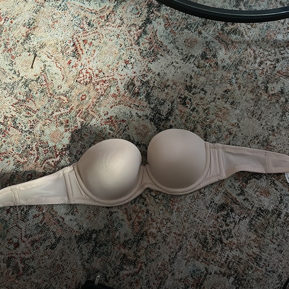 Wacoal red carpet strapless Bra - 34B - Picture 4 of 5